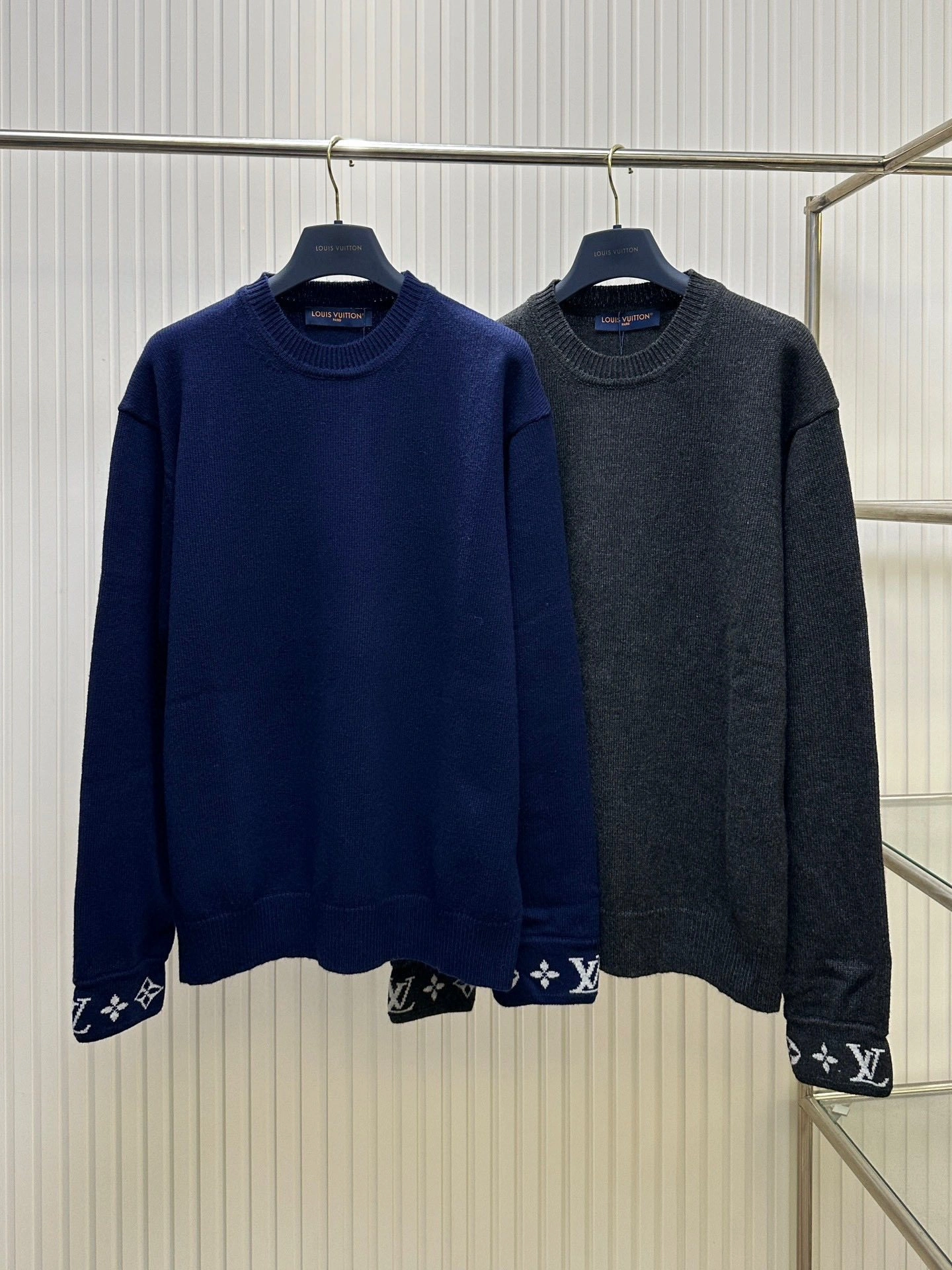 wg.luxury- 8V 2Colour item:E-F405A0530-2